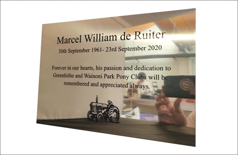 brass-engraved-plaque Engraved brass platque